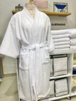 Salida o bata de Baño Hotelero de lujo de 700 gramos