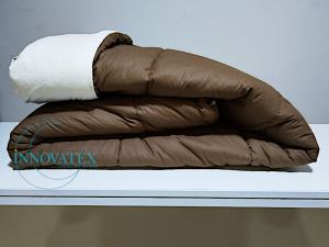 Edredon reversible tela con tela color Almendra e ivory