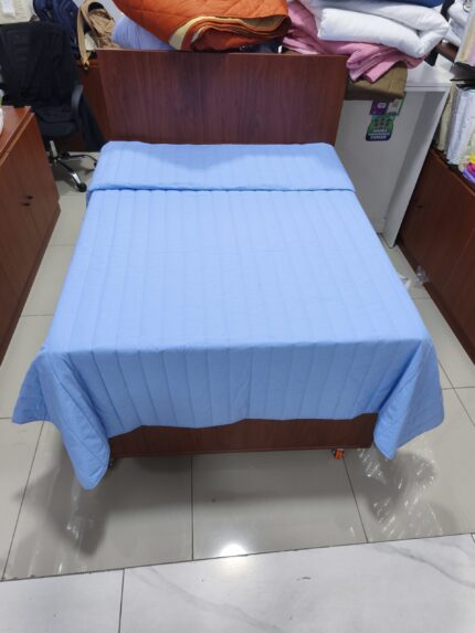 Cubrecamas de algodón color azul plácido diseño lineas