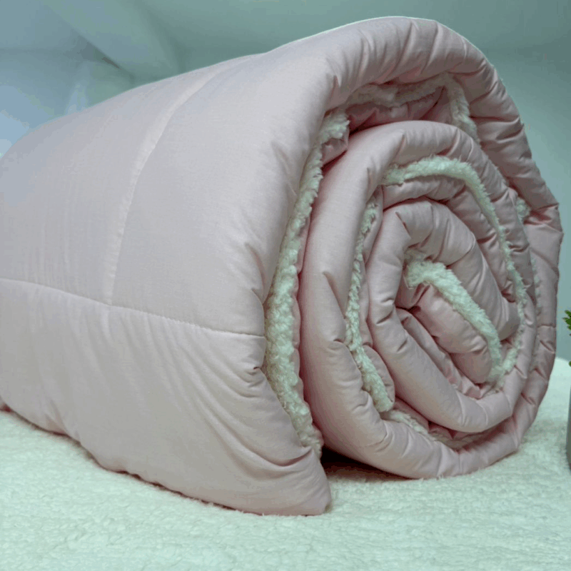 Edredones con reverso carnerito color rosado