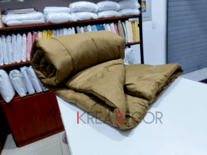 Edredon o cobertor de 144 hilos de algodón pima color almendra